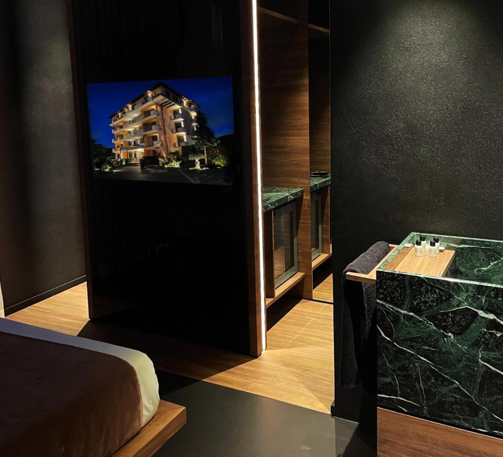 Hotel Orizzonte ラーゴ・パトリア エクステリア 写真