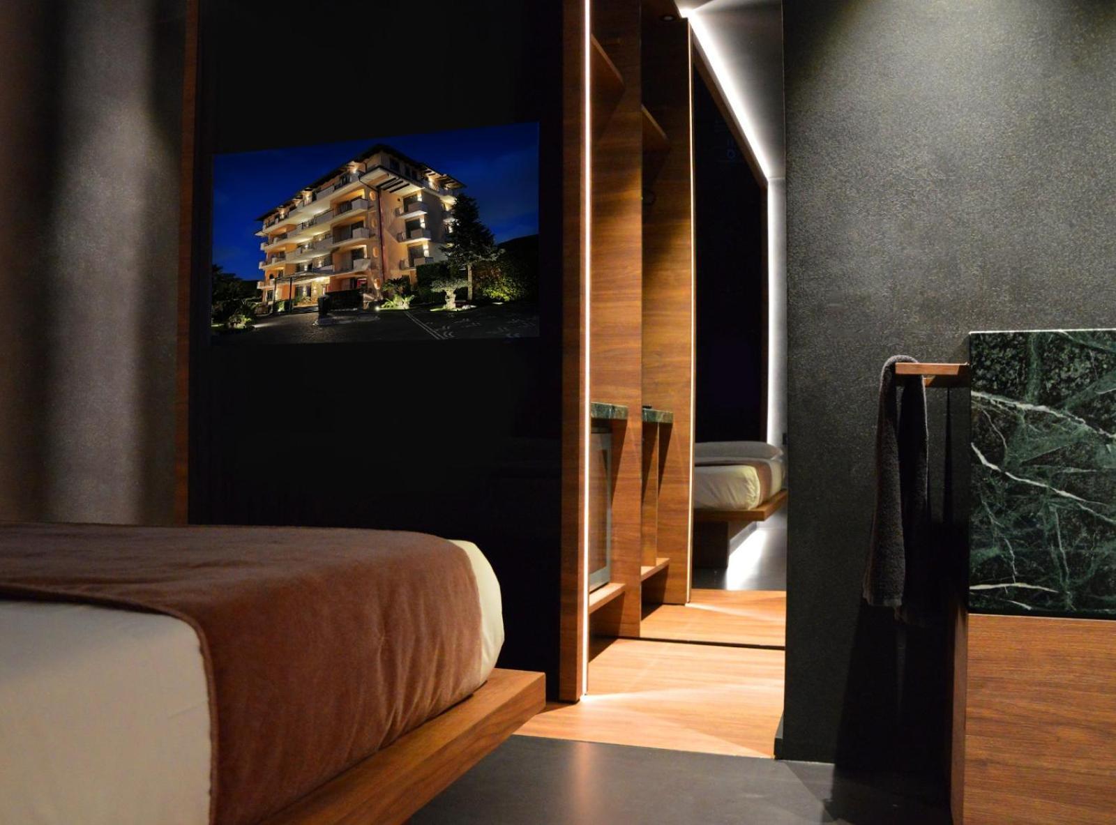 Hotel Orizzonte ラーゴ・パトリア エクステリア 写真